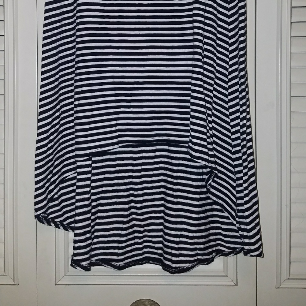 skirt - Picture 2 of 3